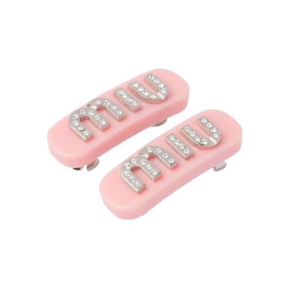 Miu Miu
Plexiglas and metal hair clip Pink - Picture 3 of 3